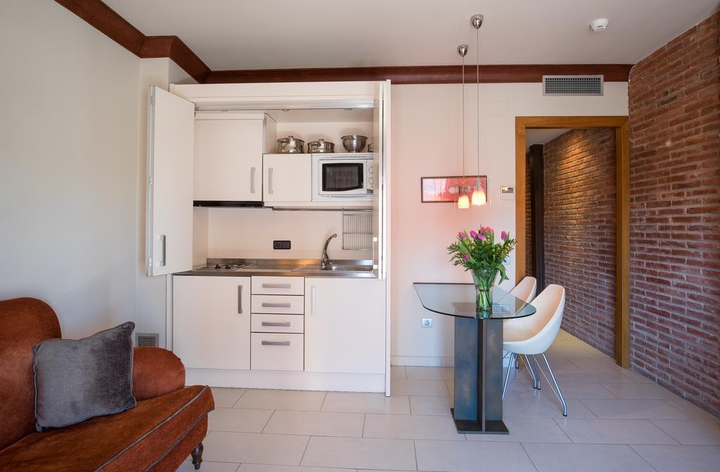 Apartaments Suites Sant Jordi Montbrió del Camp Exteriér fotografie